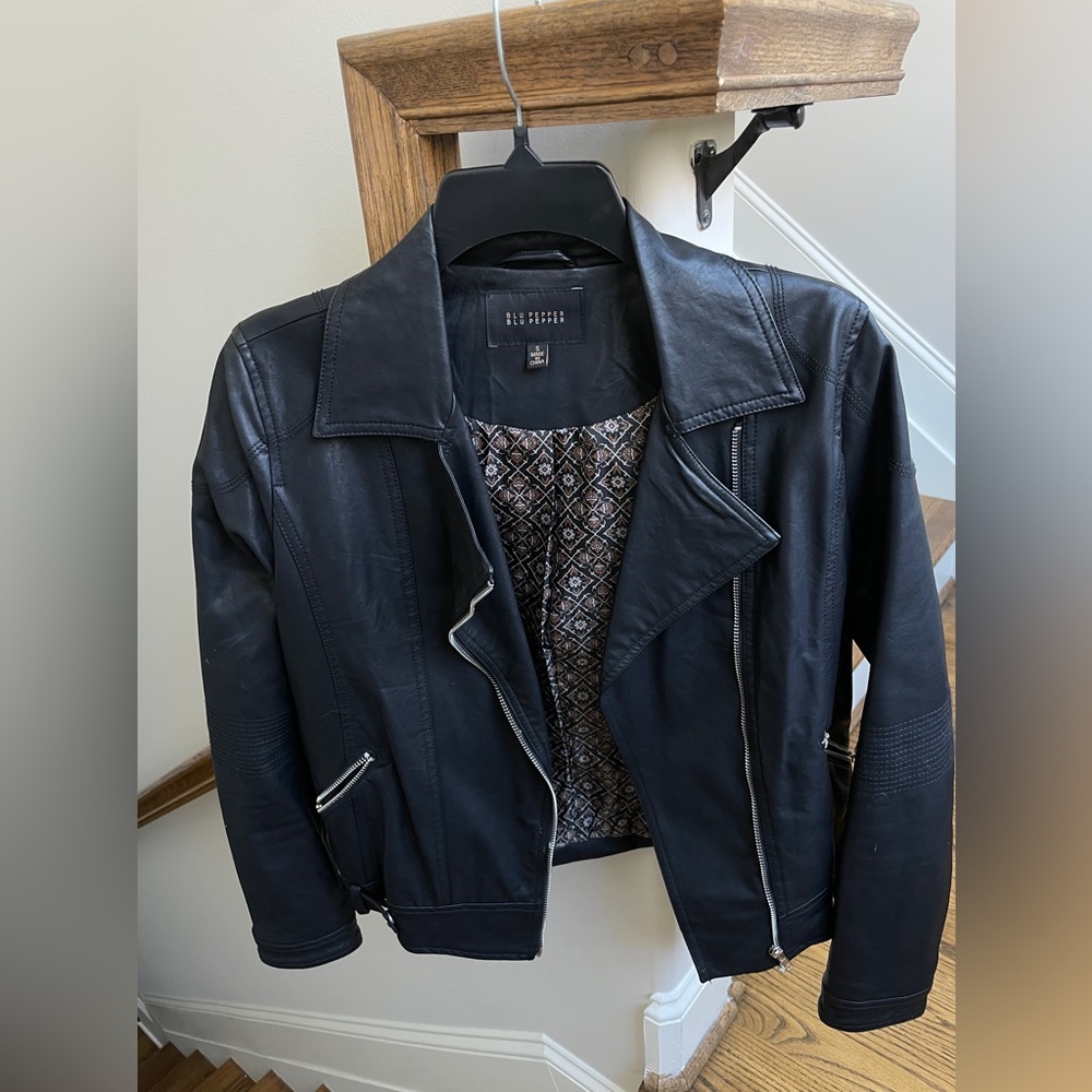 Black Leather Jacket - image 3